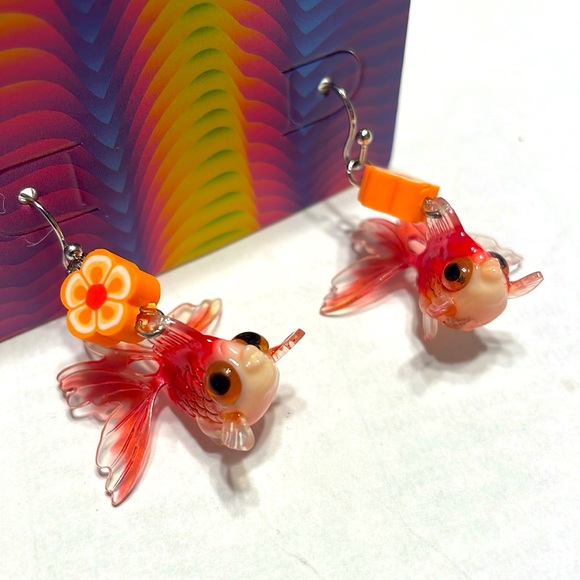 ⚜️Sweet Society Orange Gold Fish Earrings! NWT! - Picture 4 of 8